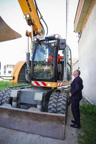 Filloj “Asfaltimi i rrugëve dhe rrugicave në fshatrat e Komunës së Deçanit – Lloti4”