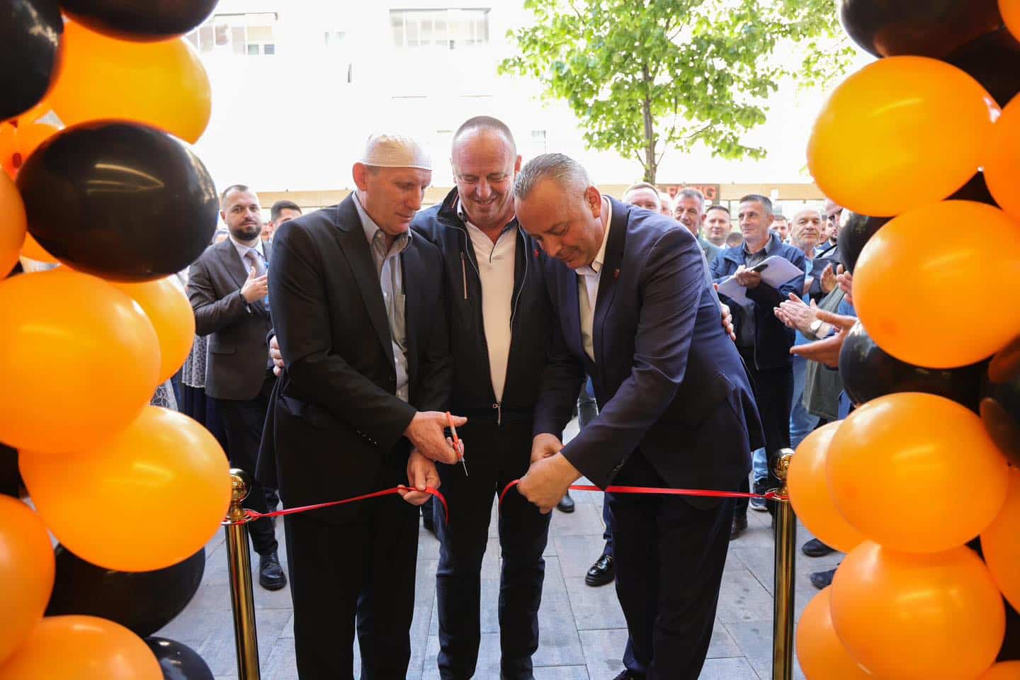 Bizneset vendore në Deçan vazhdojnë të na bëjnë krenar çdo ditë